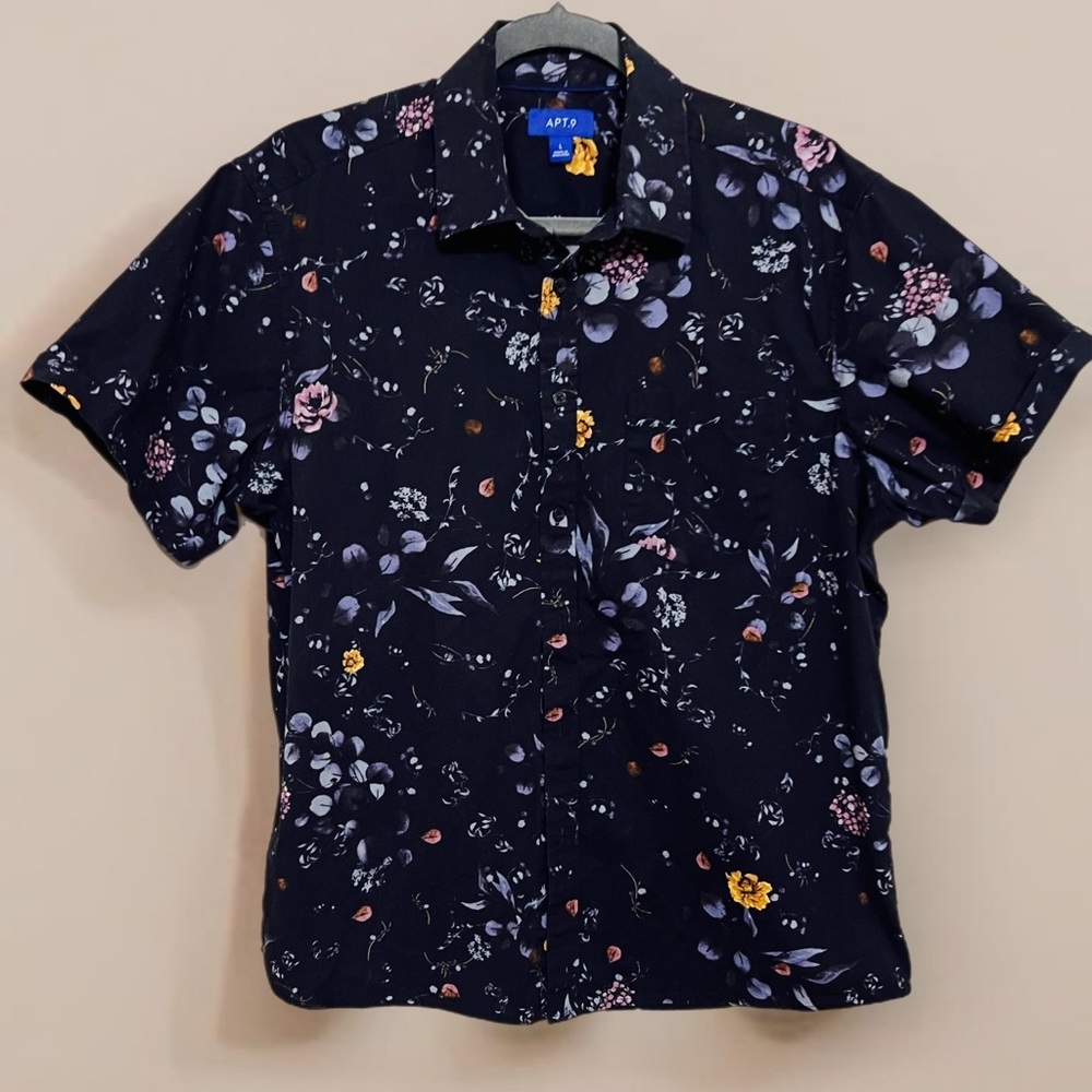 Men's Apt. 9 Black Button-up Short Sleeved with Floral Print Size L